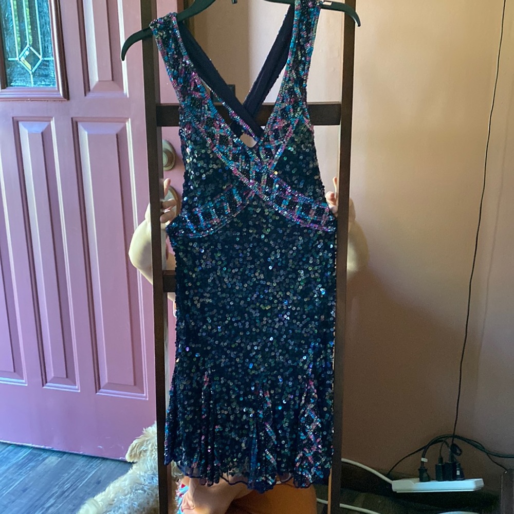 Adorable sequin cocktail dress